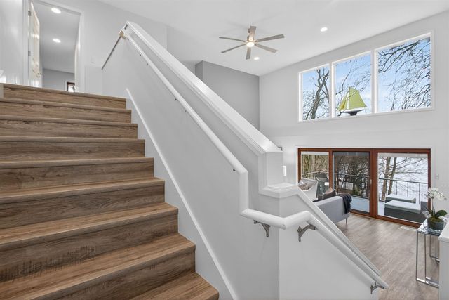 160 Eastshore Drive, Jerome, MI 49249