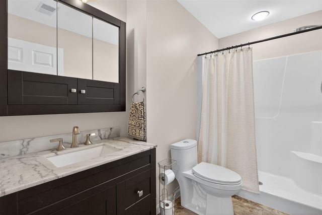 160 Eastshore Drive, Jerome, MI 49249