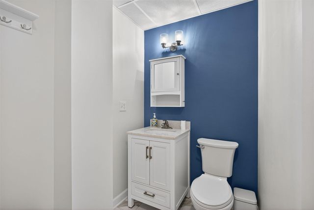 160 Eastshore Drive, Jerome, MI 49249