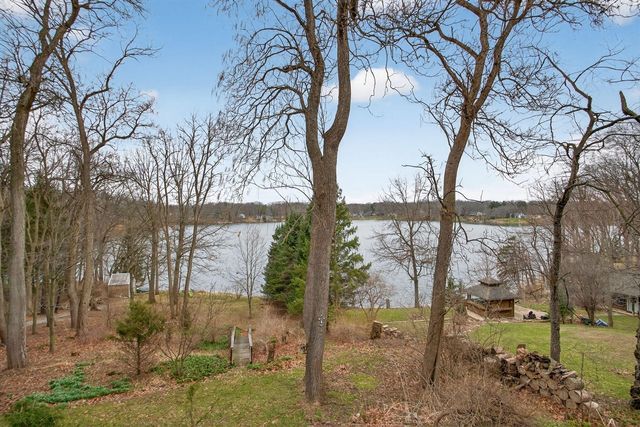 160 Eastshore Drive, Jerome, MI 49249