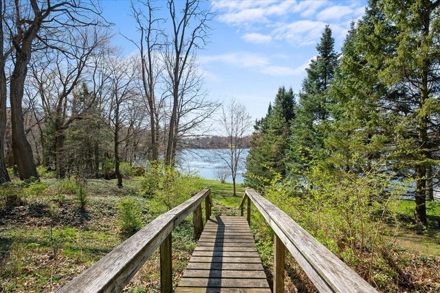 160 Eastshore Drive, Jerome, MI 49249