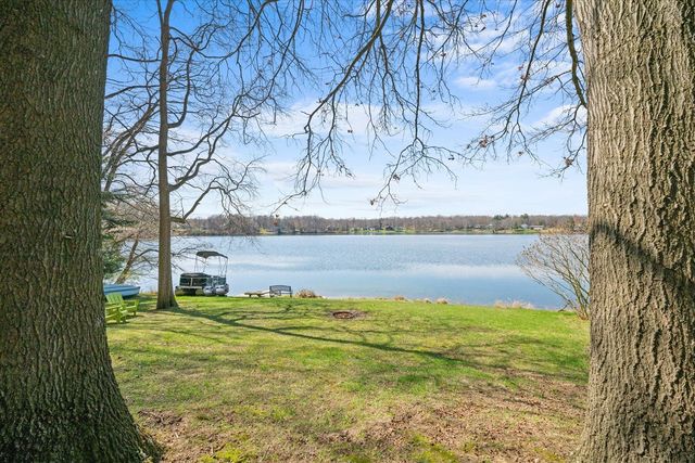 160 Eastshore Drive, Jerome, MI 49249