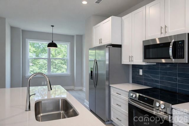 3928 Winterfield Place, Charlotte, NC 28205