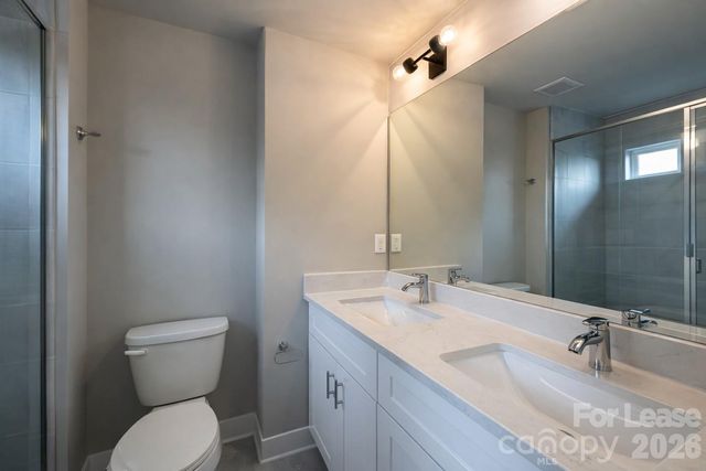 3928 Winterfield Place, Charlotte, NC 28205