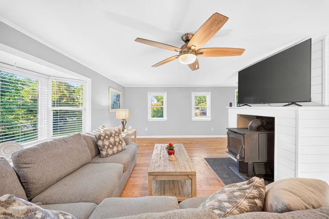 451 County Rd, Bourne, MA 02559