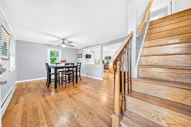 451 County Rd, Bourne, MA 02559