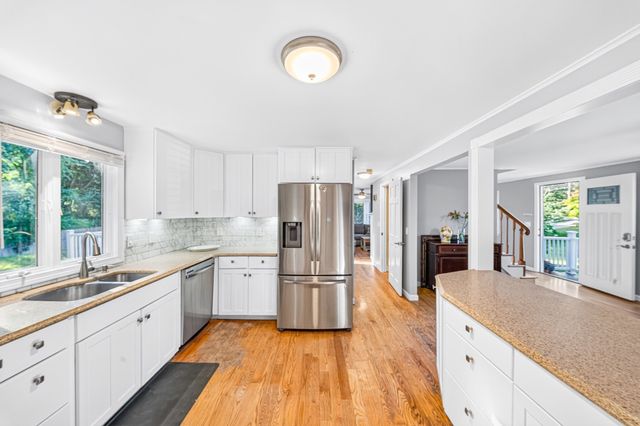 451 County Rd, Bourne, MA 02559