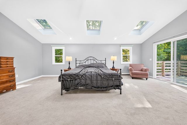 451 County Rd, Bourne, MA 02559