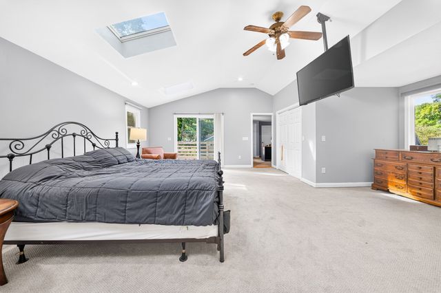 451 County Rd, Bourne, MA 02559