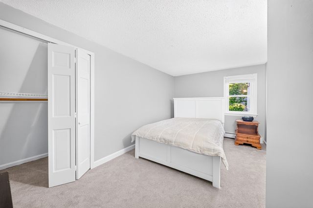 451 County Rd, Bourne, MA 02559
