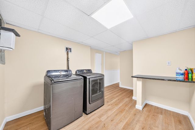 451 County Rd, Bourne, MA 02559