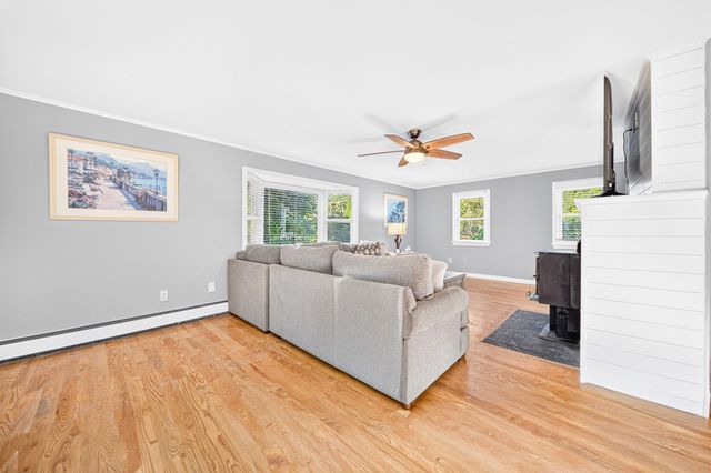 451 County Rd, Bourne, MA 02559