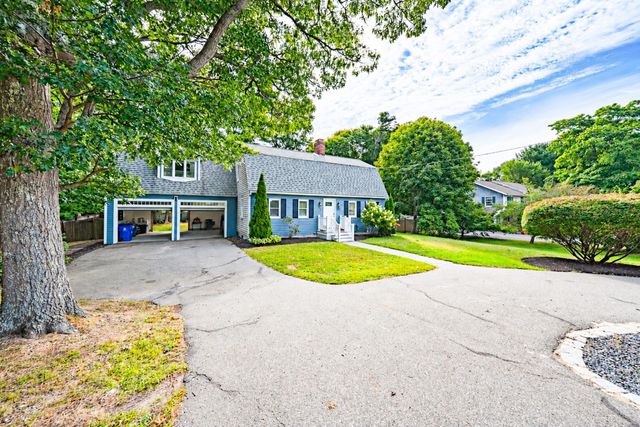 451 County Rd, Bourne, MA 02559