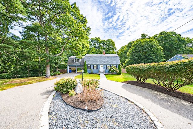451 County Rd, Bourne, MA 02559