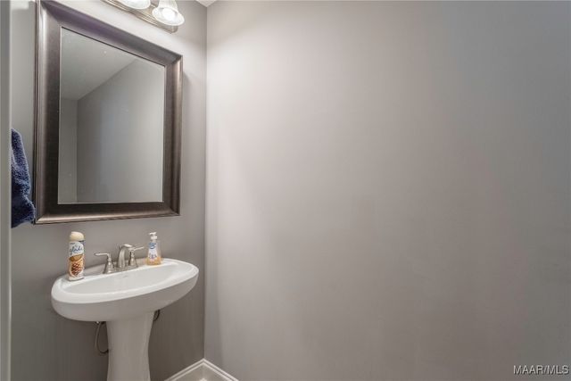 7921 Faith Lane, Montgomery, AL 36117