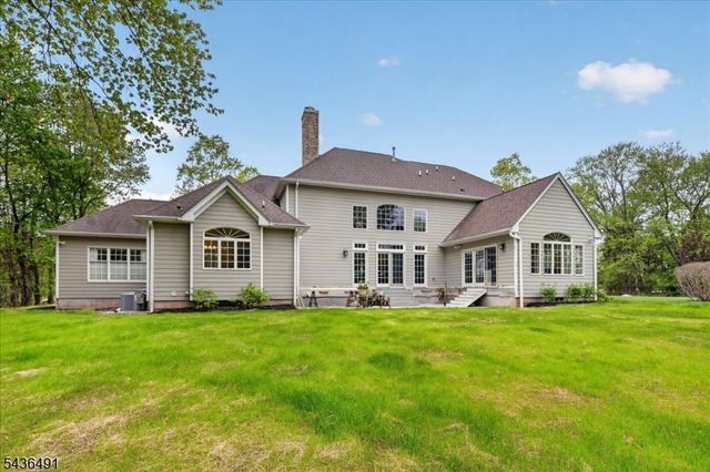 3 Raymond Ln, Montgomery Twp., NJ 08502