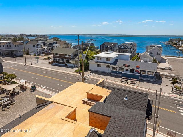 2 E 79th Street, Harvey Cedars, NJ 08008