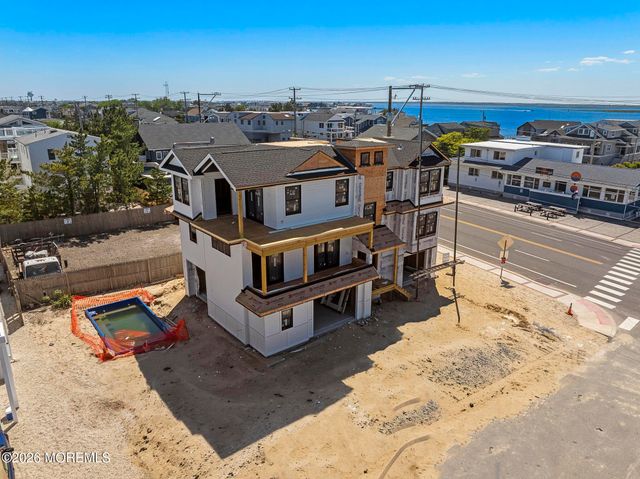 2 E 79th Street, Harvey Cedars, NJ 08008