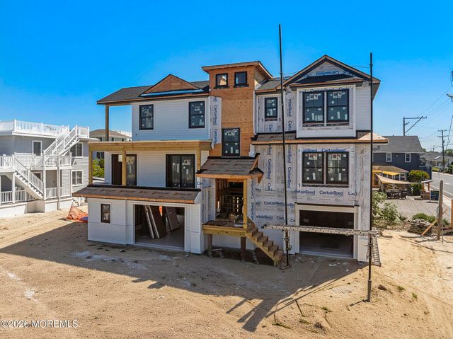 2 E 79th Street, Harvey Cedars, NJ 08008