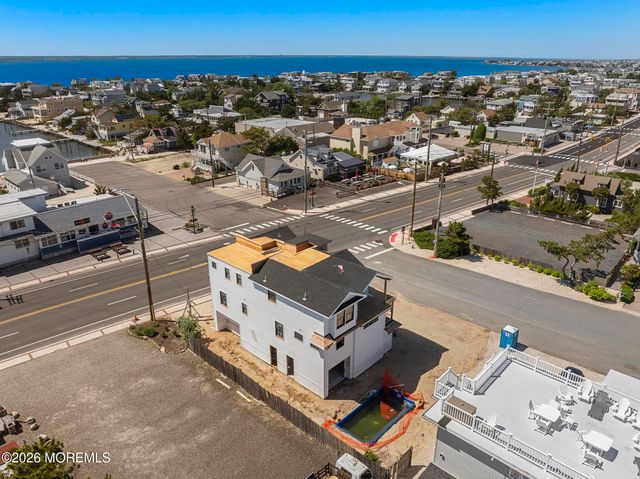 2 E 79th Street, Harvey Cedars, NJ 08008
