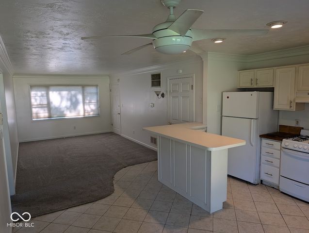 6104 Hillside Avenue, Indianapolis, IN 46220