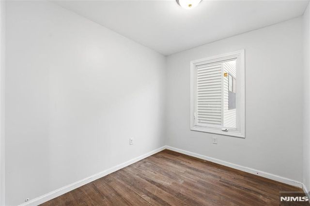 9 Godwin Avenue, Paterson, NJ 07501