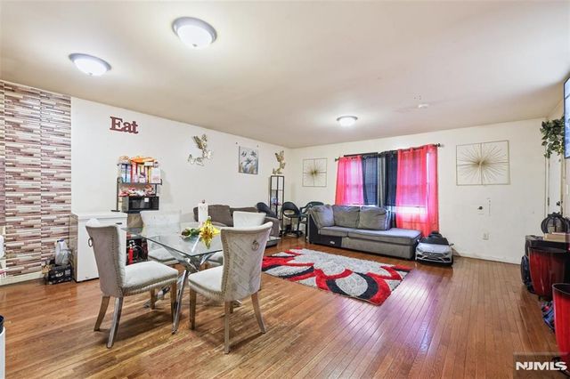 9 Godwin Avenue, Paterson, NJ 07501