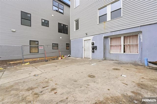 9 Godwin Avenue, Paterson, NJ 07501