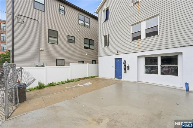 9 Godwin Avenue, Paterson, NJ 07501
