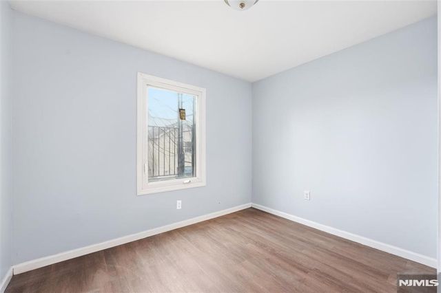 9 Godwin Avenue, Paterson, NJ 07501