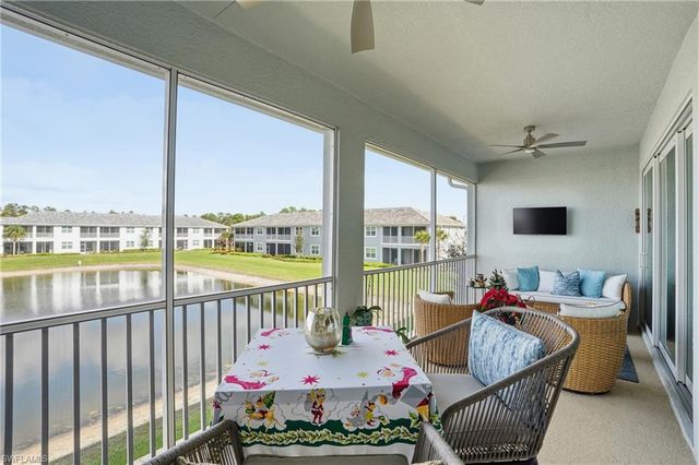 2647 Seychelles CIR # 2206, Naples, FL 34112