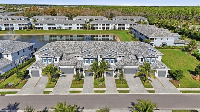 2647 Seychelles CIR # 2206, Naples, FL 34112