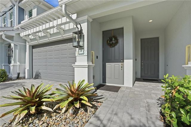 2647 Seychelles CIR # 2206, Naples, FL 34112