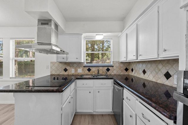 2102 Silver Moon Trail, Crosby, TX 77532