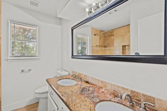 2102 Silver Moon Trail, Crosby, TX 77532