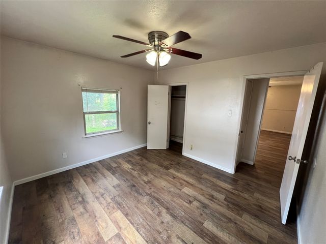 600 Lake Drive, Lake Dallas, TX 75065