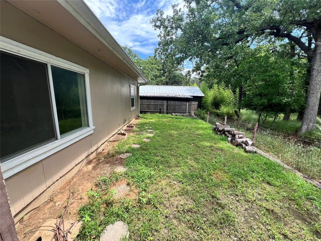 600 Lake Drive, Lake Dallas, TX 75065