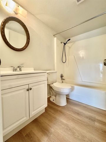 705 Gregg Street 2, Denton, TX 76201