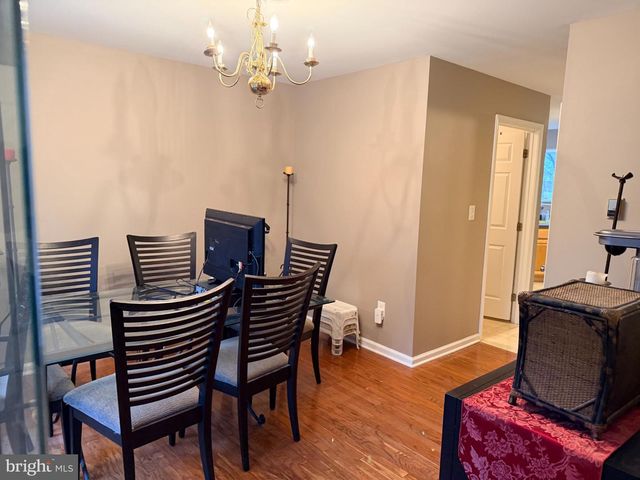 2218 MARSH RD, Wilmington, DE 19810