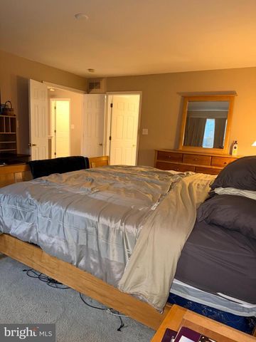 2218 MARSH RD, Wilmington, DE 19810