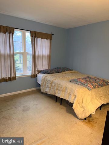 2218 MARSH RD, Wilmington, DE 19810