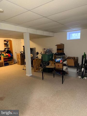 2218 MARSH RD, Wilmington, DE 19810