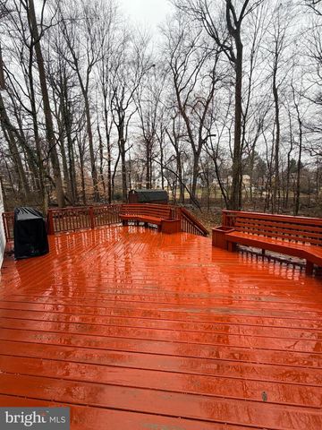 2218 MARSH RD, Wilmington, DE 19810