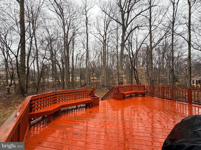 2218 MARSH RD, Wilmington, DE 19810