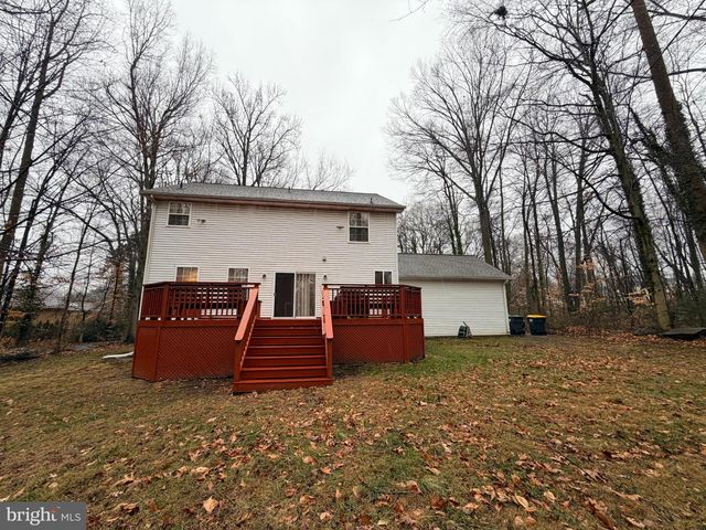 2218 MARSH RD, Wilmington, DE 19810