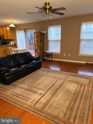 2218 MARSH RD, Wilmington, DE 19810