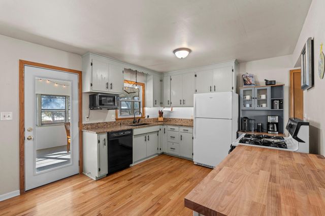 7424 Able Street NE, Fridley, MN 55432