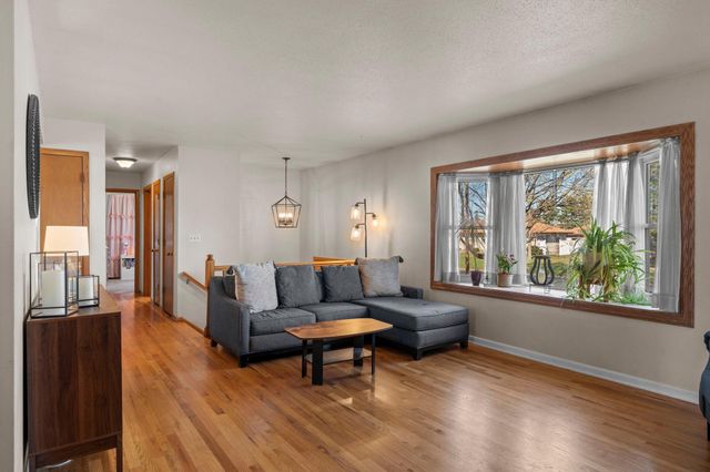 7424 Able Street NE, Fridley, MN 55432