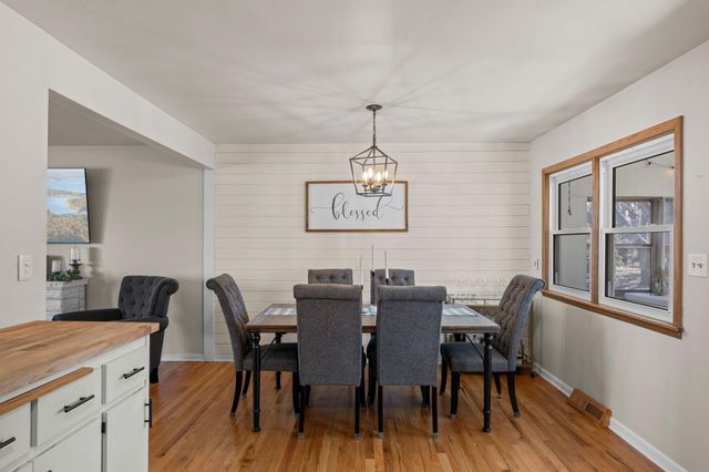 7424 Able Street NE, Fridley, MN 55432