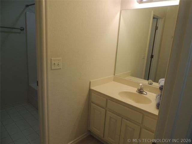 4416 W Indianola Street, Broken Arrow, OK 74012